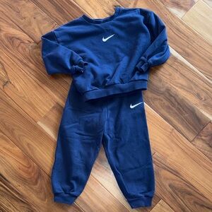 Nike Kids Size 5T Sweat Set